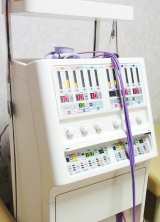 児島医院 長野県 整形外科 リハビリテーション科 腰痛 レーザー治療 治癒機械